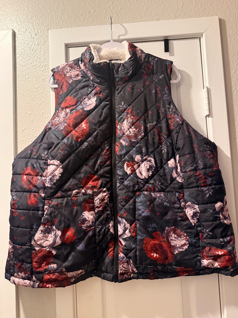 Maurice’s puffer vest size 3